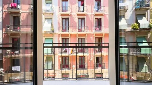 Rooms in Barcelona Ciutat Vella - photo 5