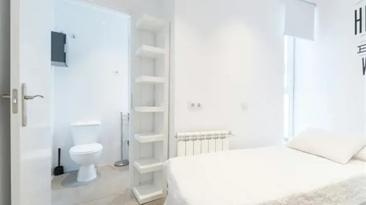 Rooms in Madrid Chamberí - photo 3