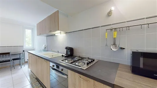 Rooms in Lyon - photo 9