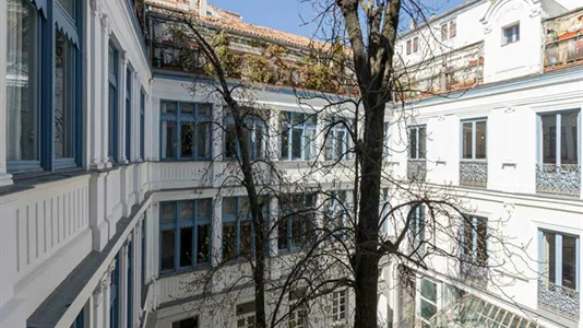 Rooms in Madrid Centro - photo 4