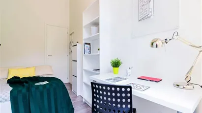 Room for rent in Milano Zona 2 - Stazione Centrale, Gorla, Turro, Greco, Crescenzago, Milan
