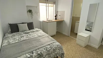 Room for rent in Manises, Comunidad Valenciana