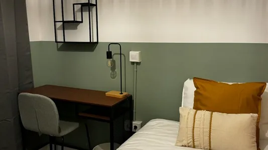 Rooms in Barcelona Gràcia - photo 6