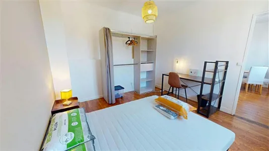 Rooms in Lyon - photo 2