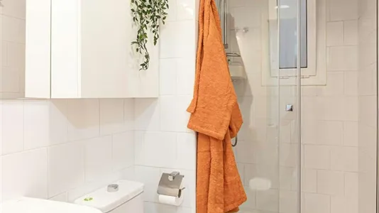 Rooms in Barcelona Eixample - photo 4