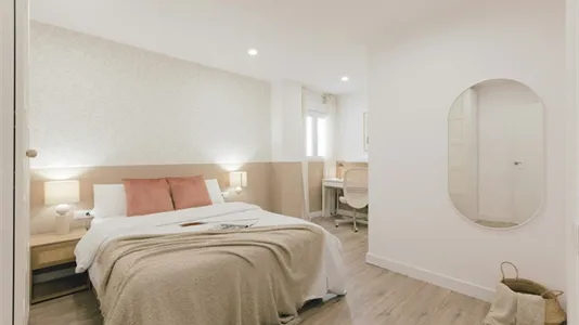 Rooms in Valencia Ciutat Vella - photo 1