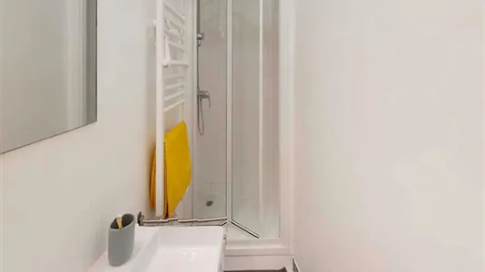 Rooms in Paris 9ème arrondissement - photo 9