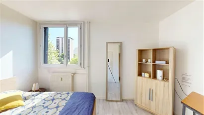 Room for rent in Grenoble, Auvergne-Rhône-Alpes
