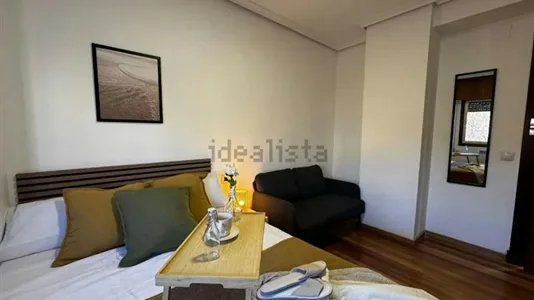 Rooms in Guadalajara - photo 2
