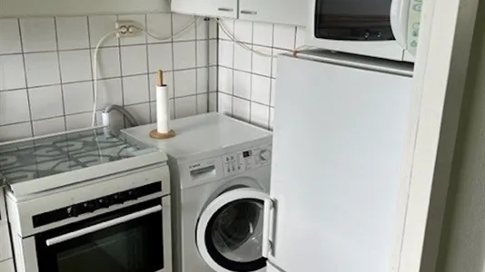 Rooms in Capelle aan den IJssel - photo 9