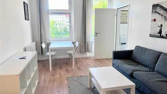 Apartments in Berlin Neukölln - photo 4