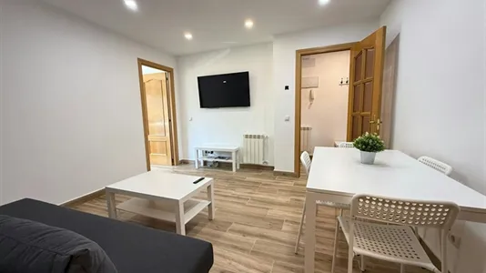 Rooms in Madrid Barajas - photo 10