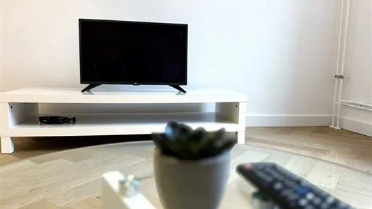 Apartments in Location is not specified - photo 10