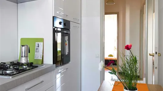 Rooms in Milano Zona 8 - Fiera, Gallaratese, Quarto Oggiaro - photo 10