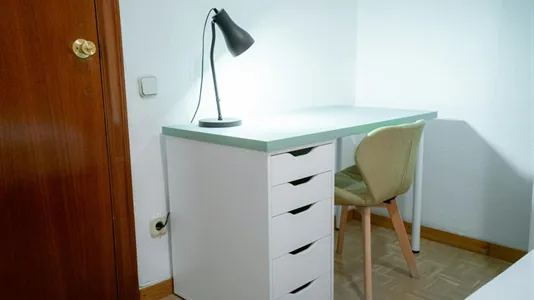 Rooms in Barcelona Sants-Montjuïc - photo 6