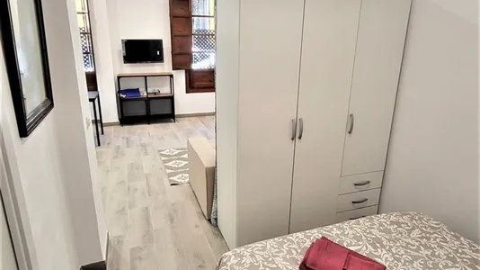 Apartments in Sevilla Casco Antiguo - photo 8