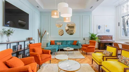 Rooms in Madrid Centro - photo 10