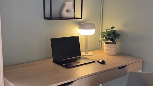 Rooms in Barcelona Eixample - photo 7