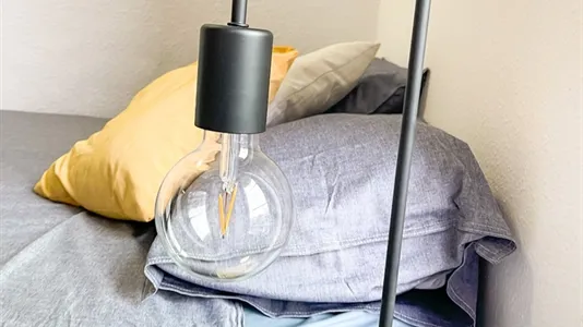 Rooms in Barcelona Ciutat Vella - photo 8