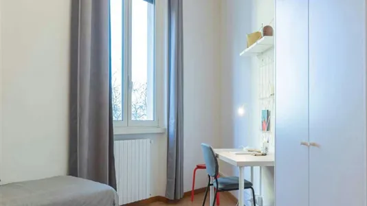 Rooms in Roma Municipio XII – Monte Verde - photo 3