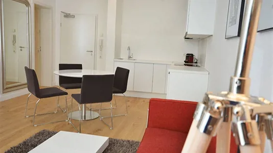 Apartments in Frankfurt Süd - photo 2