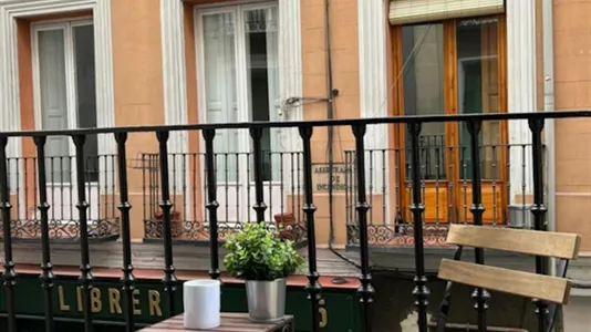 Rooms in Madrid Centro - photo 4