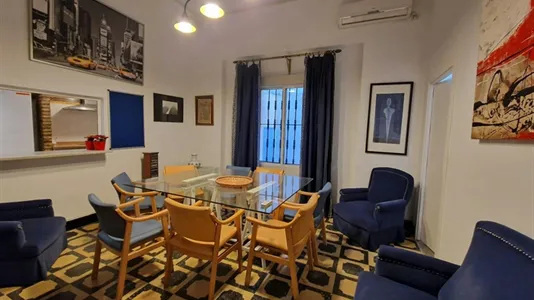 Rooms in Los Bermejales - photo 3