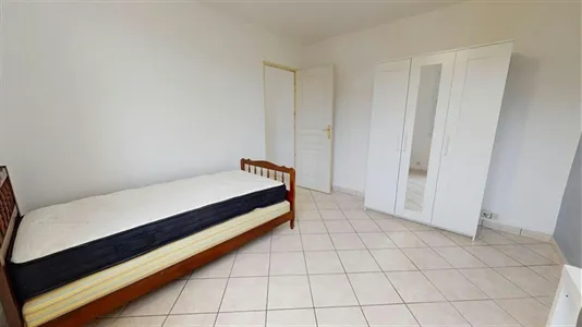 Rooms in Lyon - photo 2