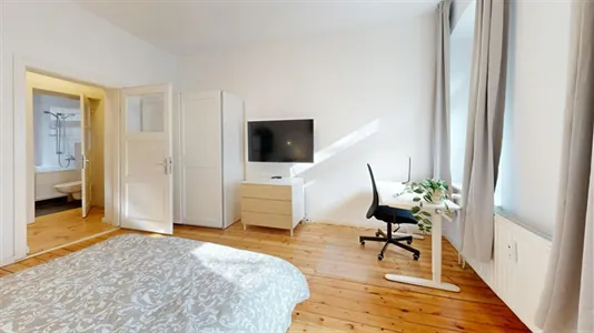 Apartments in Location is not specified - photo 4