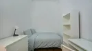 Room for rent, Lisbon (region), &lt;span class=&quot;blurred street&quot; onclick=&quot;ProcessAdRequest(7743863)&quot;&gt;&lt;span class=&quot;hint&quot;&gt;See streetname&lt;/span&gt;[xxxxxxxxxxxxx]&lt;/span&gt;