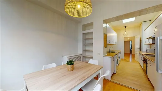 Rooms in Madrid Chamberí - photo 7