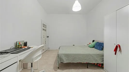 Rooms in Milano Zona 5 - Vigentino, Chiaravalle, Gratosoglio - photo 2