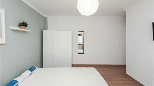 Rooms in Reus - photo 3