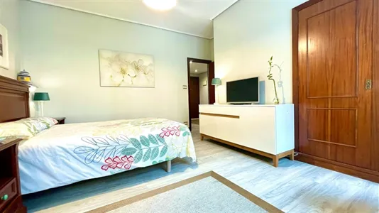 Rooms in Bilbao - photo 4