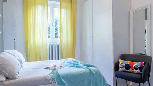 Rooms in Milano Zona 8 - Fiera, Gallaratese, Quarto Oggiaro - photo 4