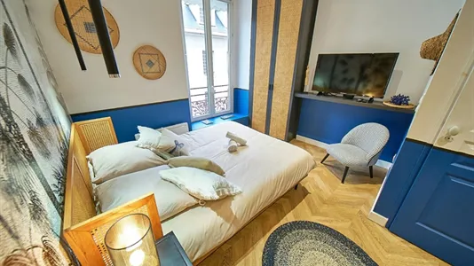 Apartments in Lyon - photo 2