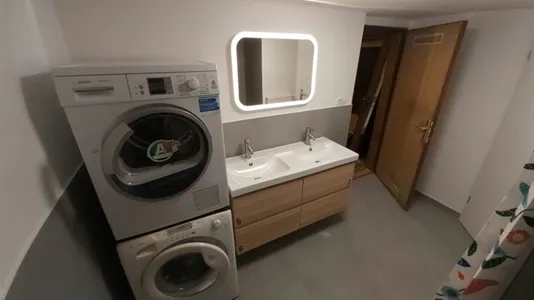 Rooms in Besnica - photo 5