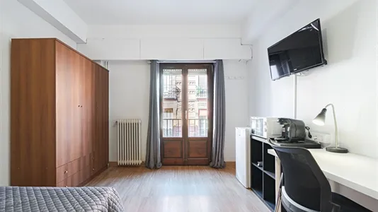 Rooms in Alcalá de Henares - photo 5