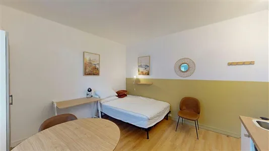 Rooms in Saint-Julien-en-Genevois - photo 3