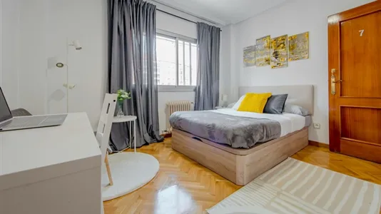 Rooms in Madrid Retiro - photo 5