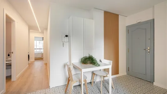 Rooms in Barcelona Eixample - photo 10