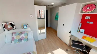 Room for rent in Madrid Moncloa-Aravaca, Madrid
