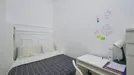 Room for rent, Lisbon (region), &lt;span class=&quot;blurred street&quot; onclick=&quot;ProcessAdRequest(7743820)&quot;&gt;&lt;span class=&quot;hint&quot;&gt;See streetname&lt;/span&gt;[xxxxxxxxxxxxx]&lt;/span&gt;