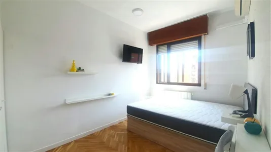 Rooms in Madrid San Blas - photo 3