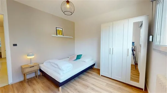 Rooms in Lyon - photo 2