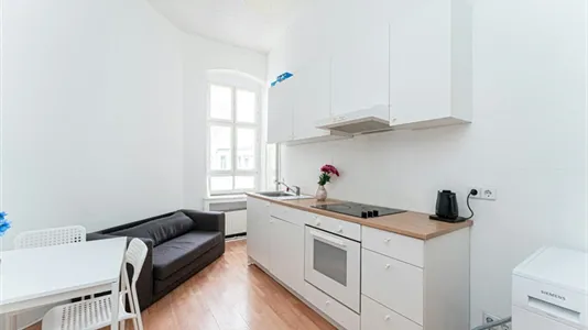 Rooms in Berlin Mitte - photo 9