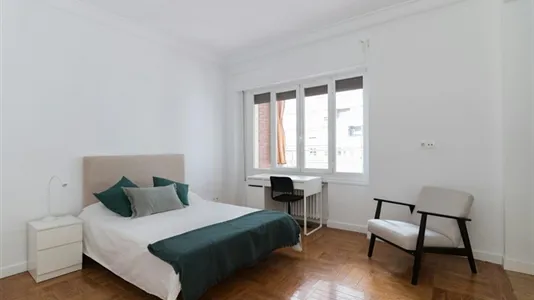 Rooms in Madrid Chamberí - photo 3