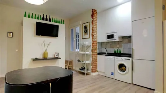 Rooms in Madrid Salamanca - photo 9