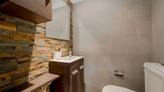 Rooms in Madrid Salamanca - photo 9