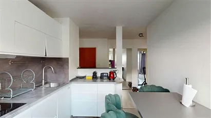 Room for rent in Saint-Julien-en-Genevois, Auvergne-Rhône-Alpes